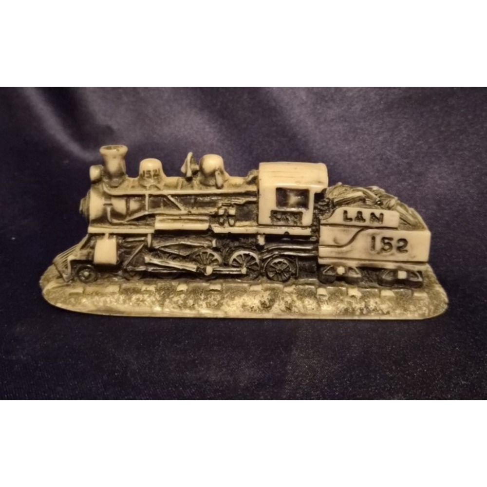 Trains Gone By Limited Edition Georga Marble L&N 152